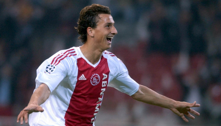 Zlatan Ibrahimovic anotando sus primeros goles con el Ajax