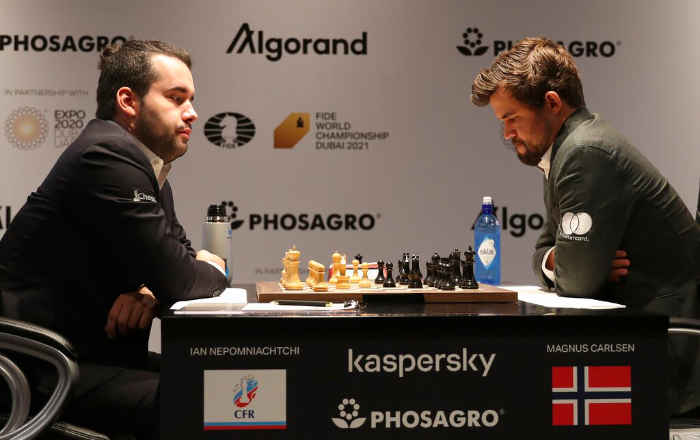 Carlsen vs Nepomniachtchi