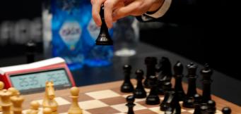 Gambito de Dama y el mundo del ajedrez profesional