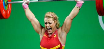 Lidia Valentin levantadora de halterofilia